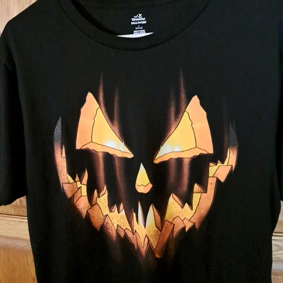 NWOT Celebrate HALLOWEEN T-Shirt size L cotton blend - Picture 5 of 5